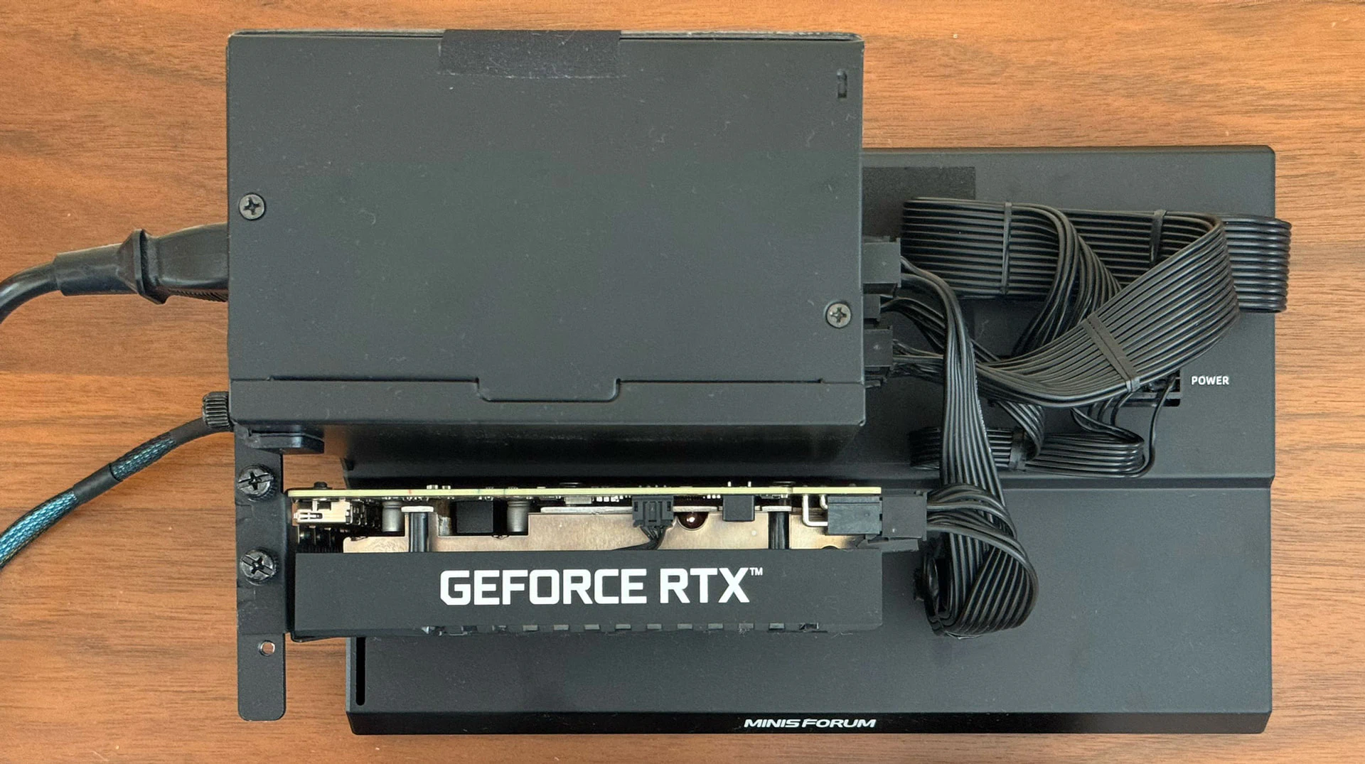 OCuLink 接続で RTX 3050 を N5 で使ってみる